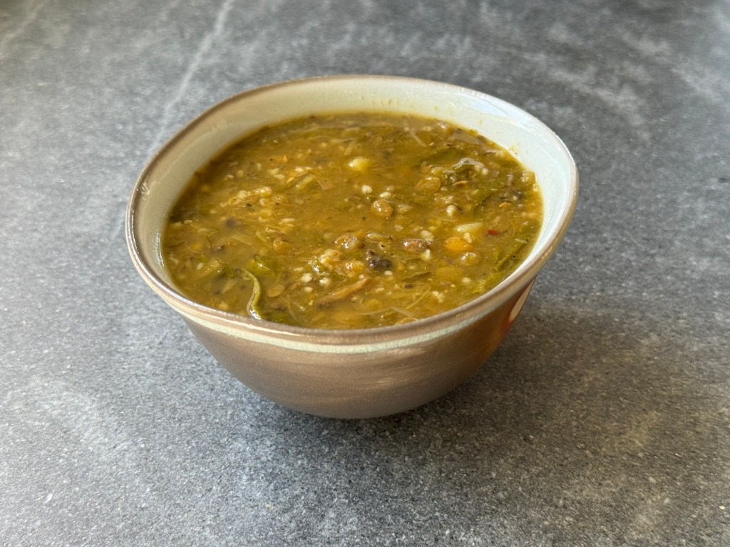 מרק מנגולד ועדשים