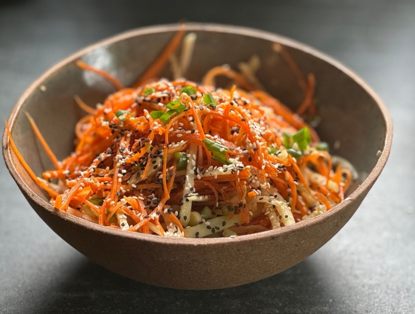 סלט גזר אסיאתי