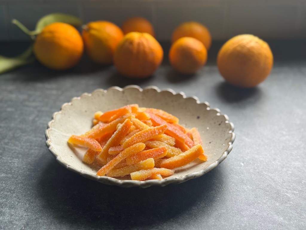 קליפות תפוז מסוכרות